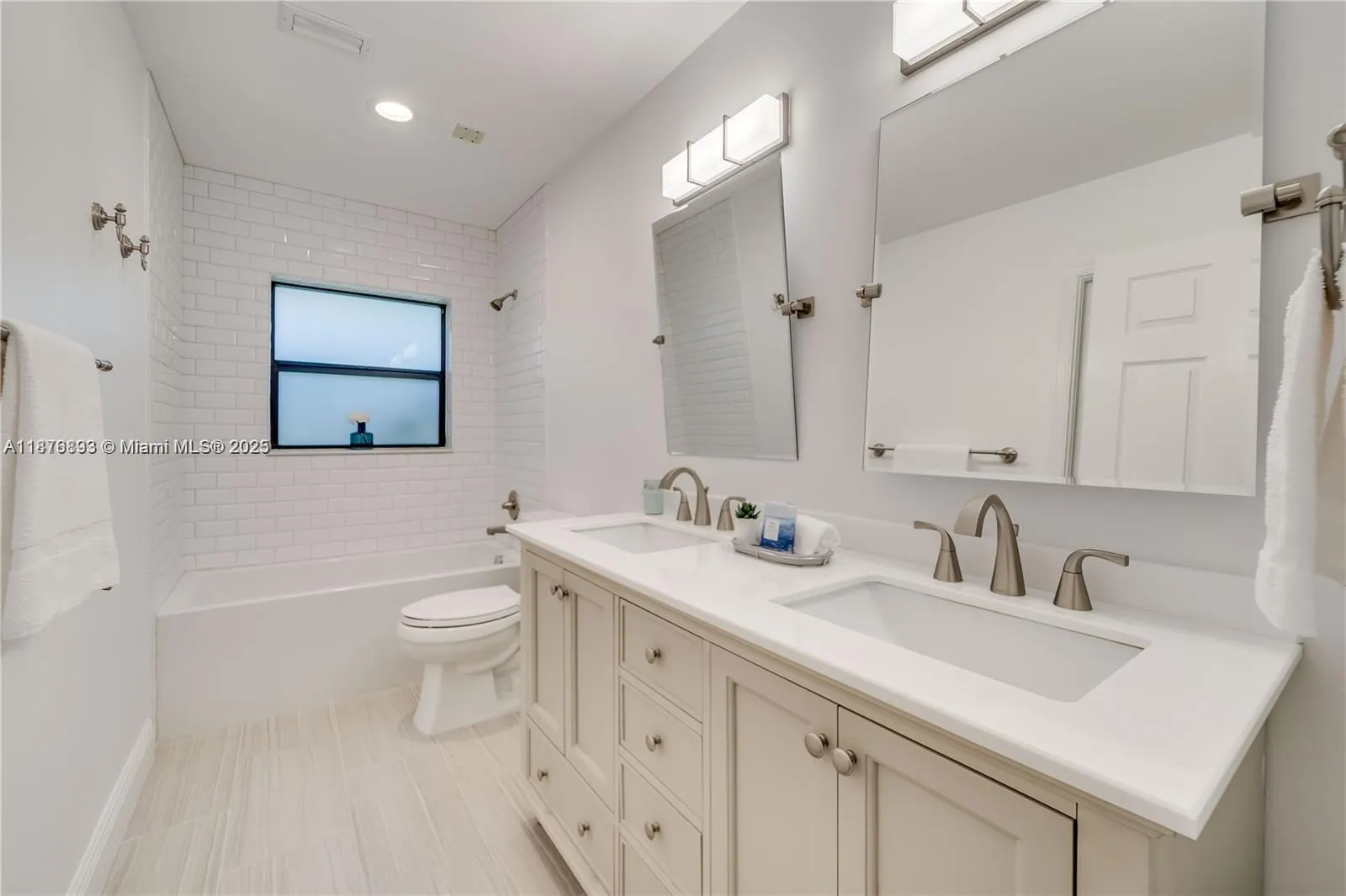 1180 Manor Court