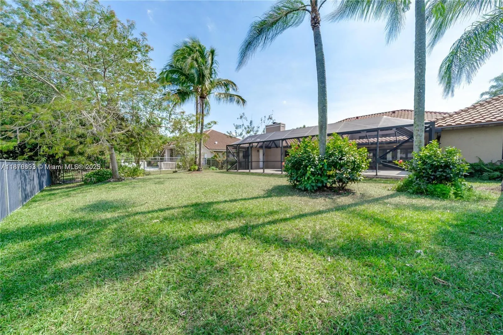 1180 Manor Court
