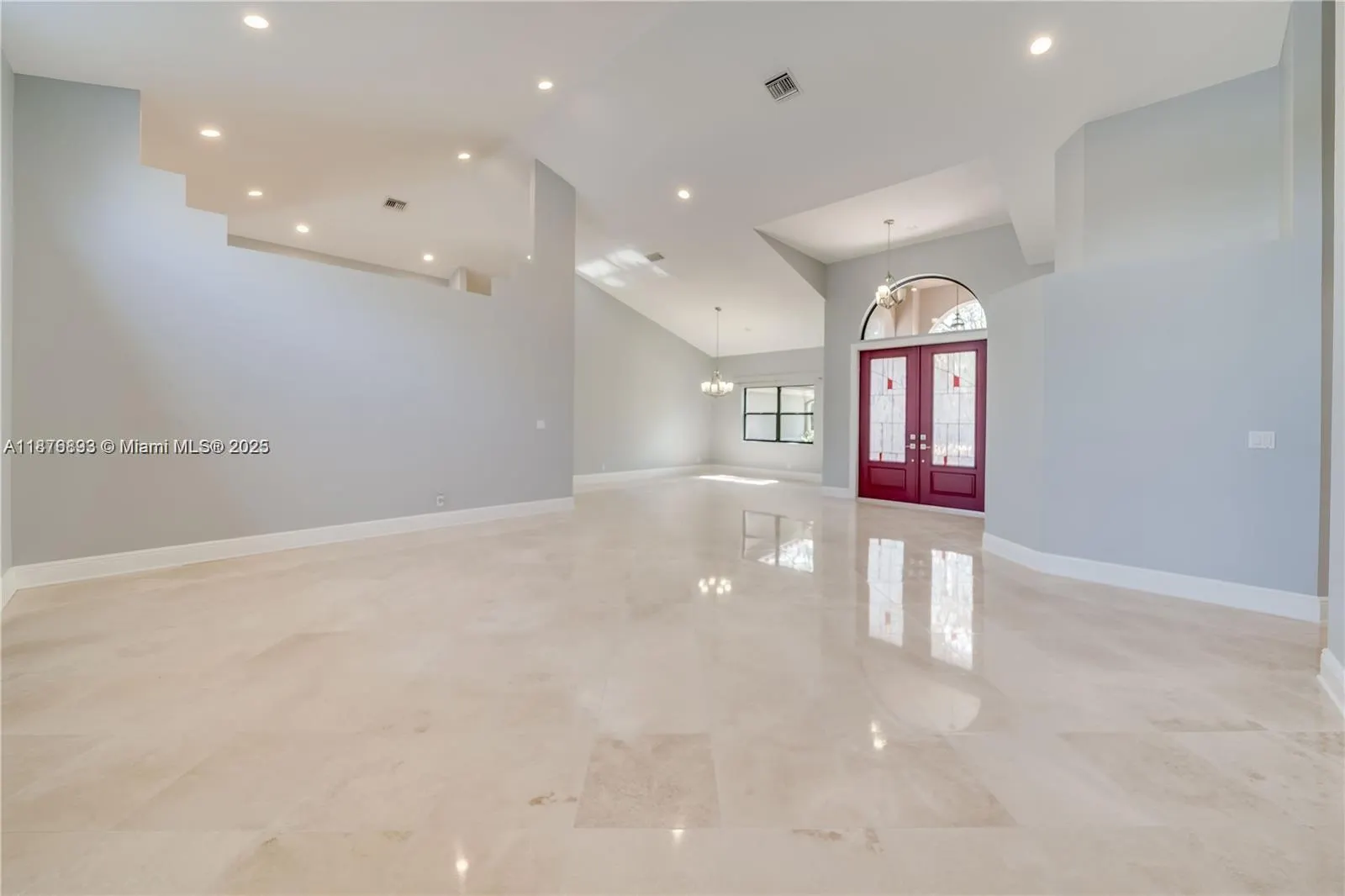 1180 Manor Court