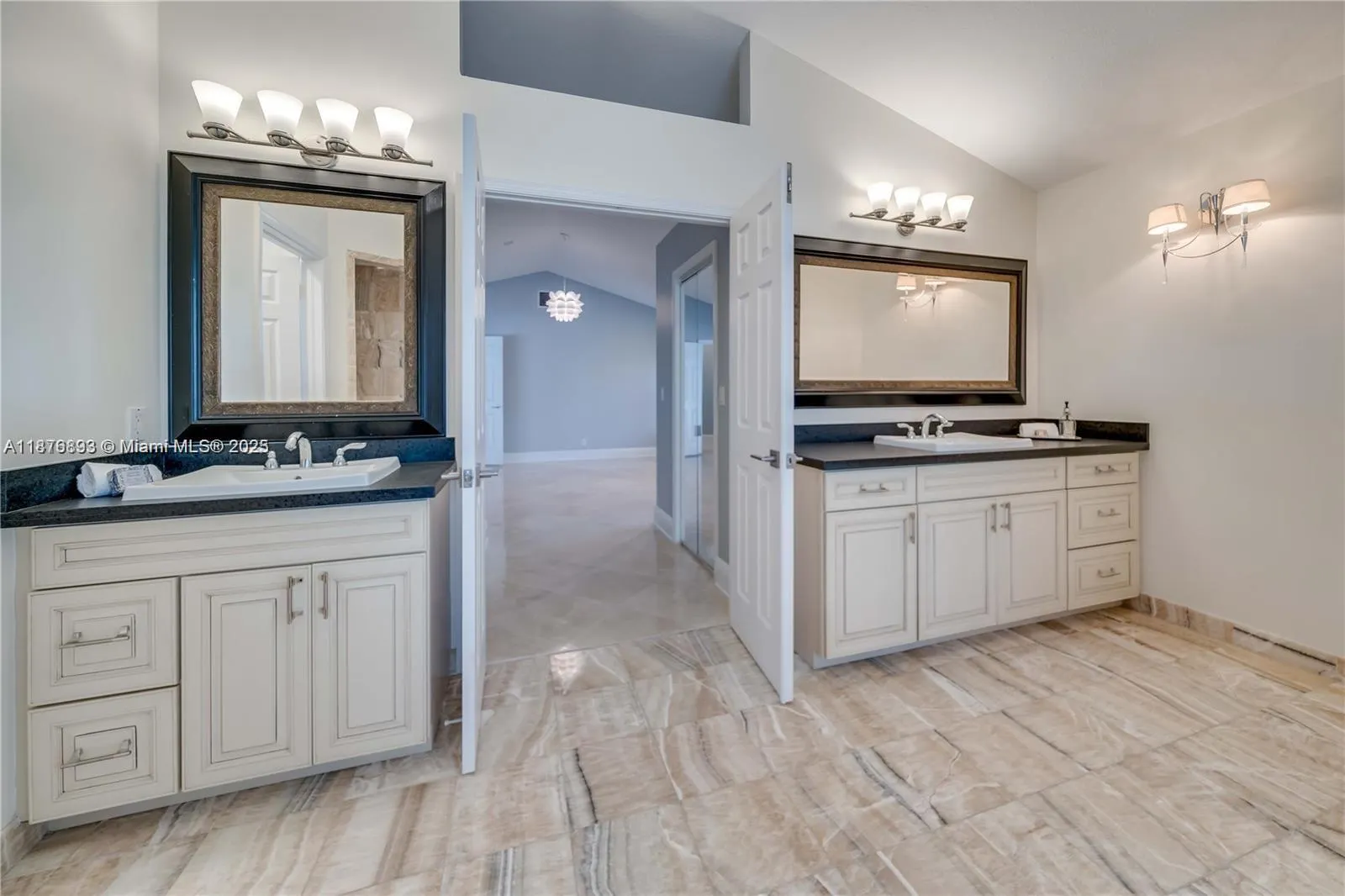 1180 Manor Court
