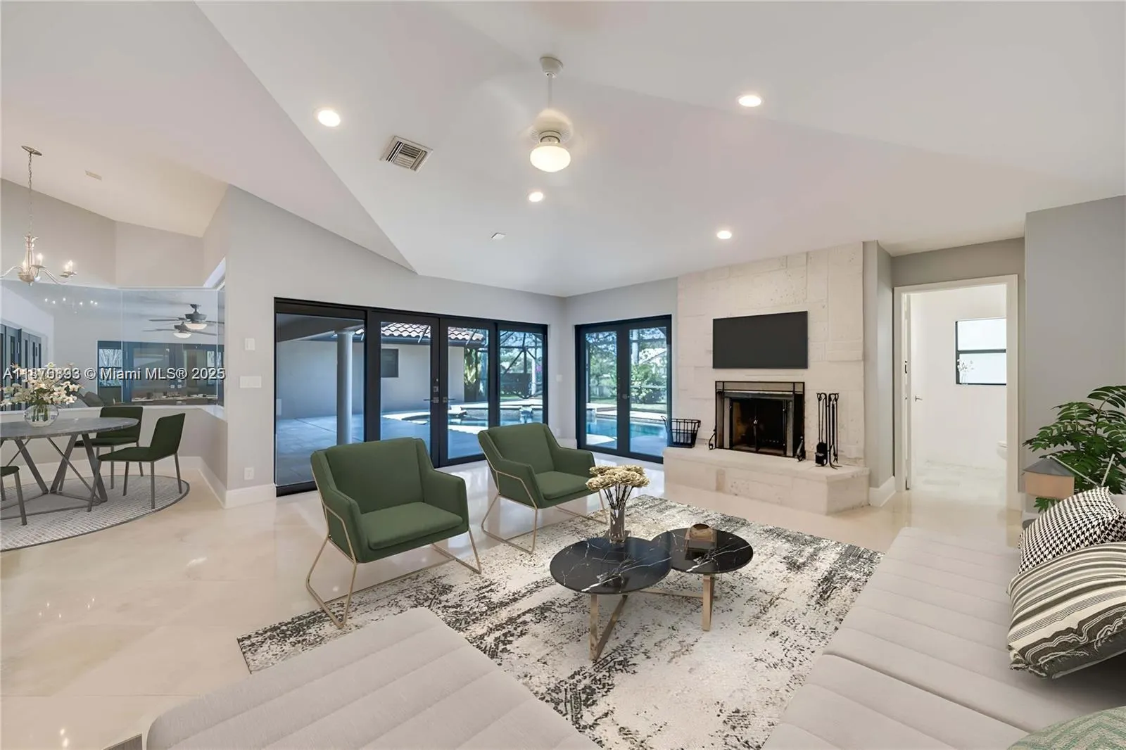 1180 Manor Court