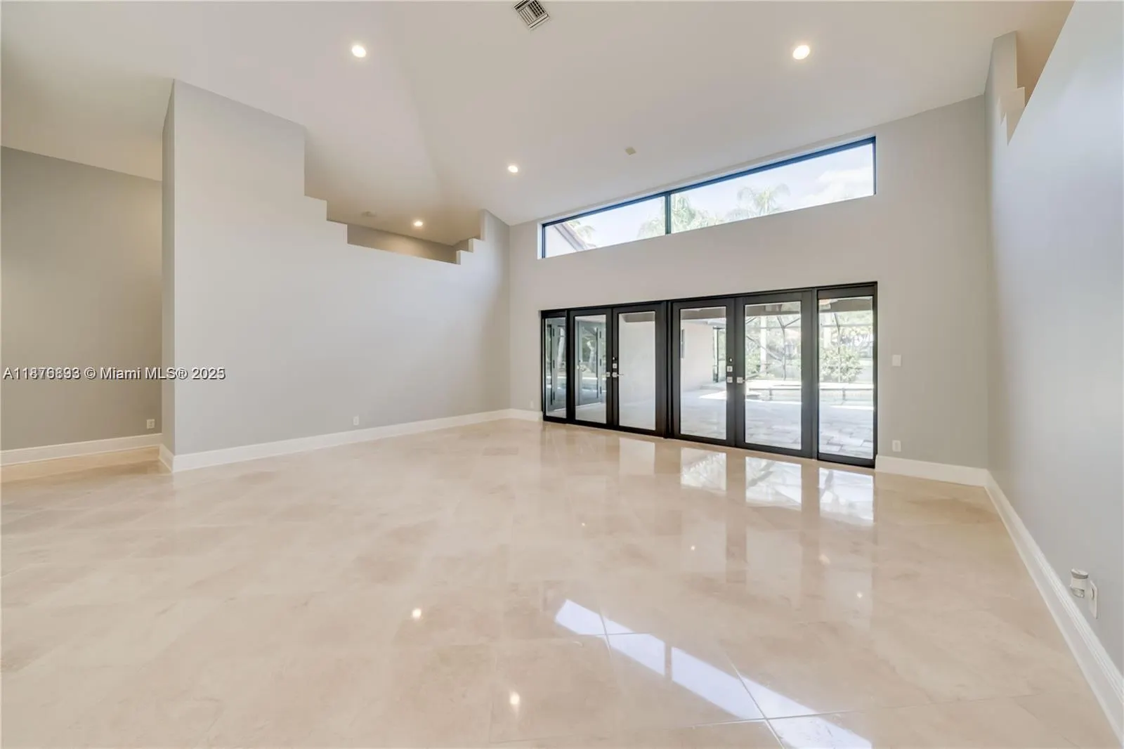 1180 Manor Court
