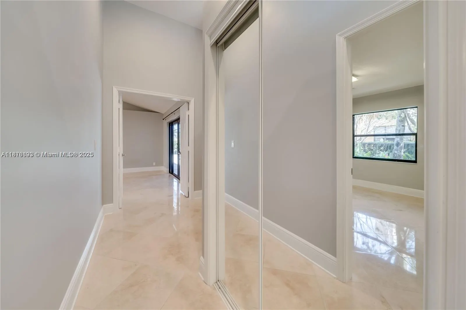 1180 Manor Court