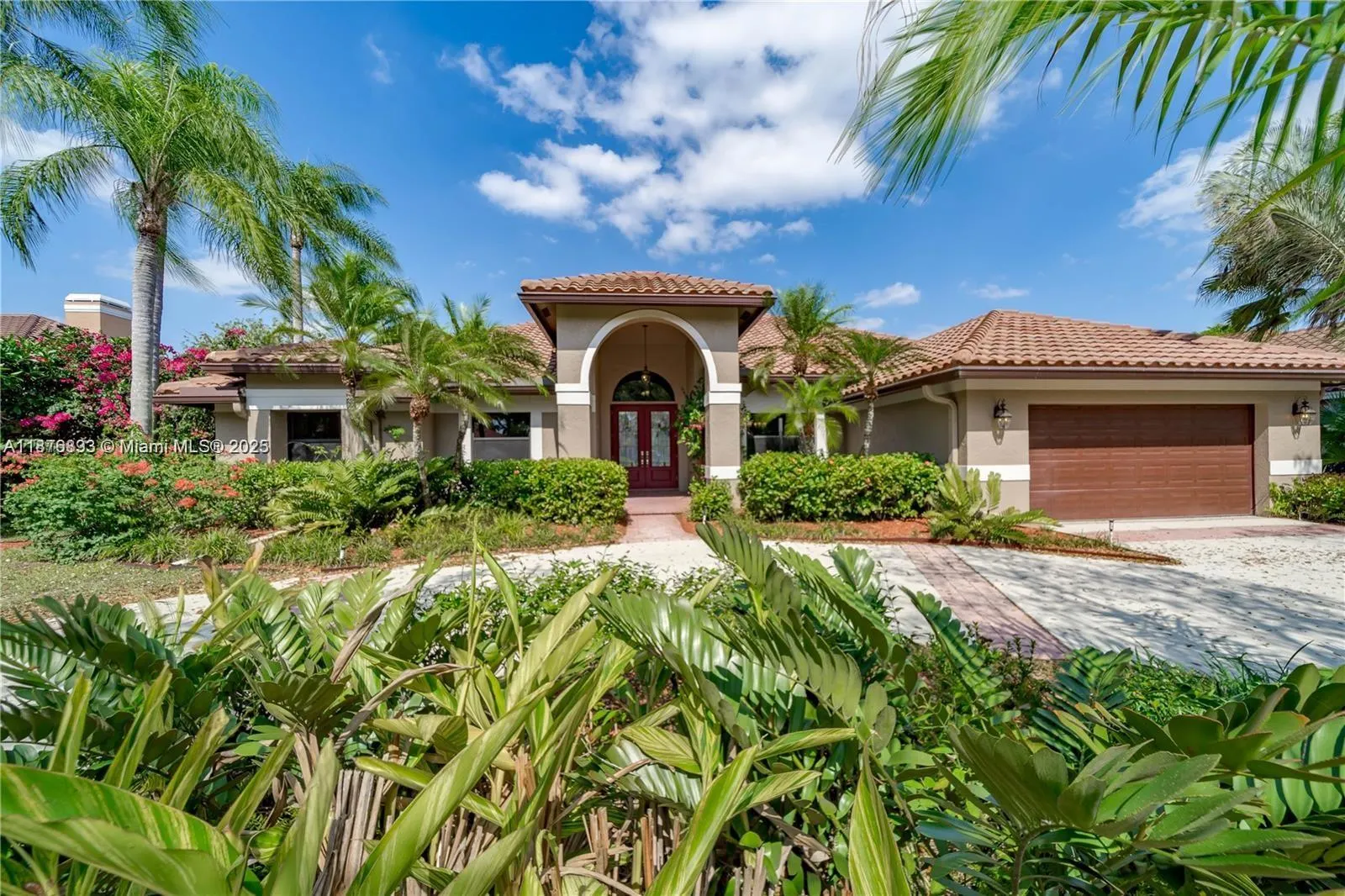 1180 Manor Court