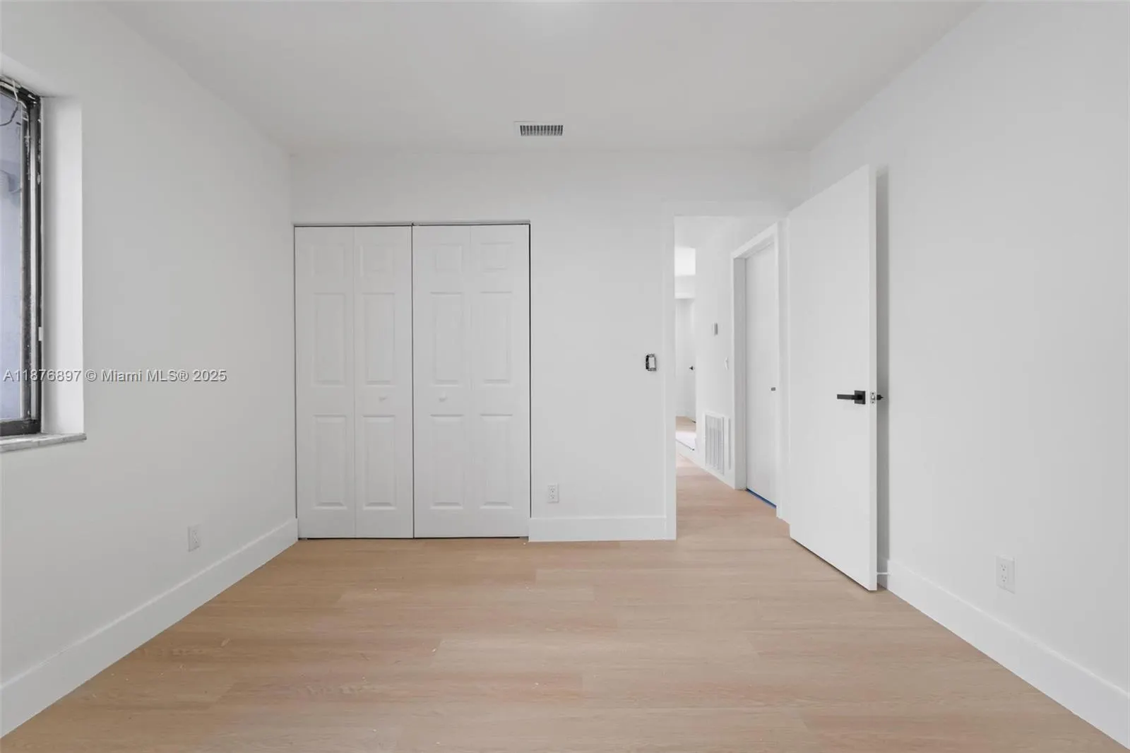1701 SW 86th Ter