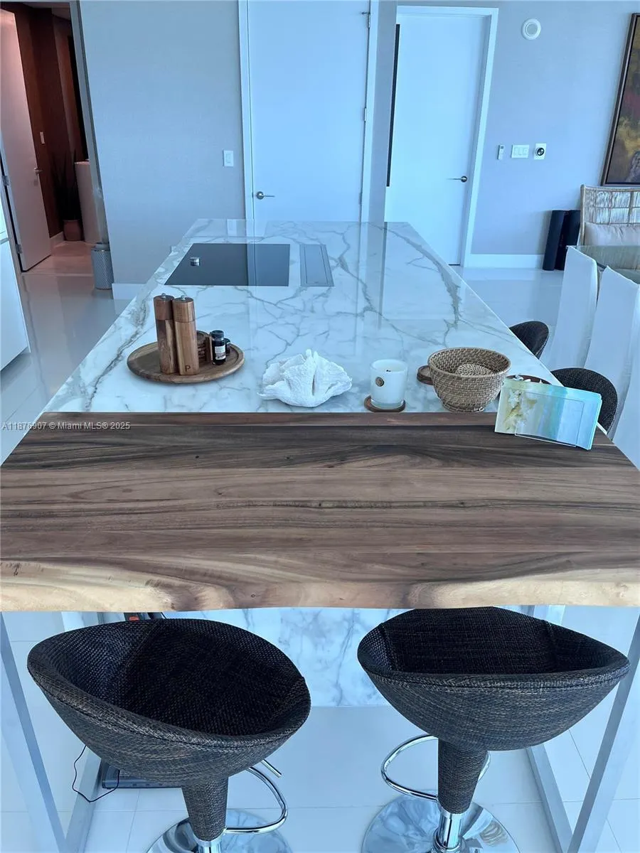 10201 Collins Ave, #301