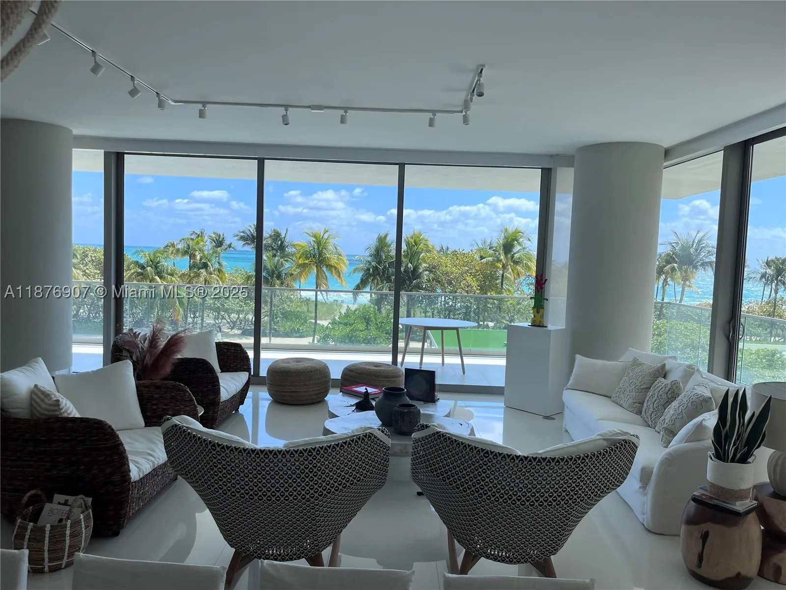 10201 Collins Ave #301