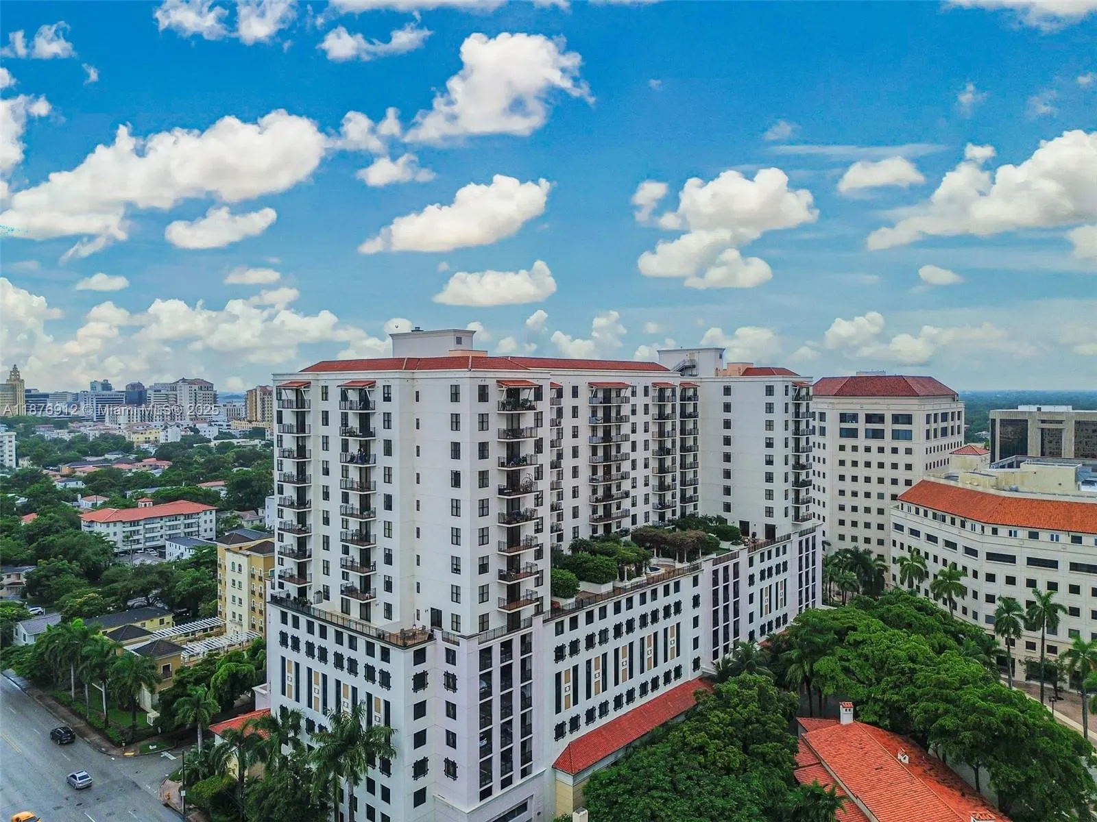 888 S Douglas Rd, #1117