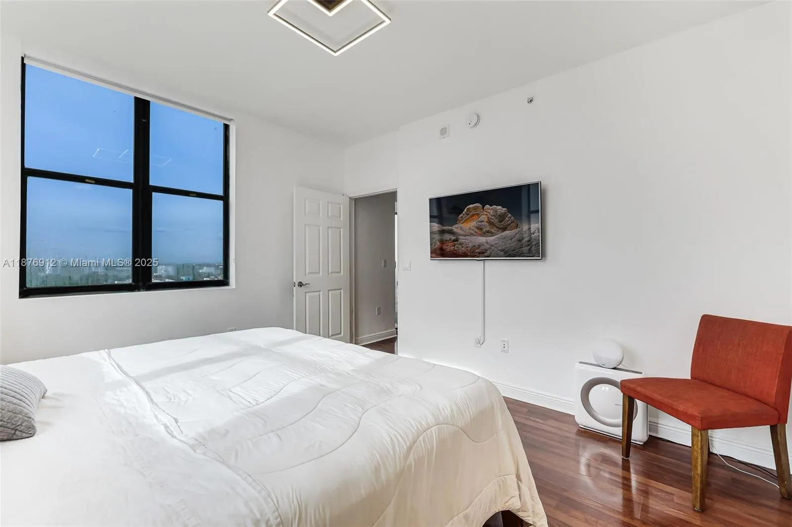 888 S Douglas Rd, #1117