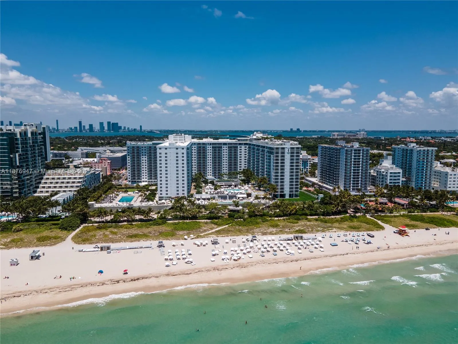 2301 Collins Ave, #303