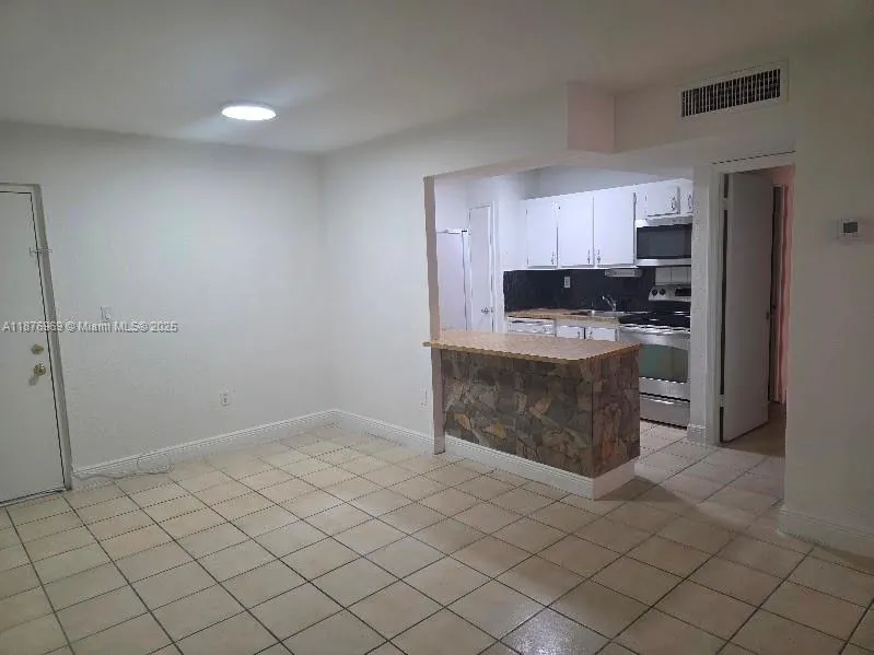 800 SW 129th Pl, #107