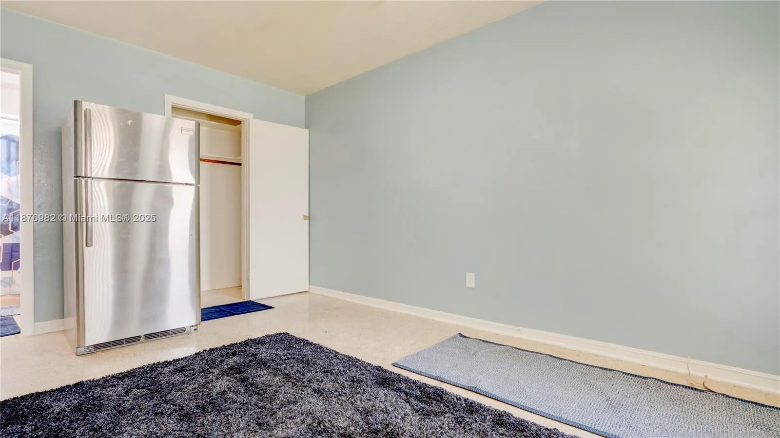 28 NW 170th St, #2