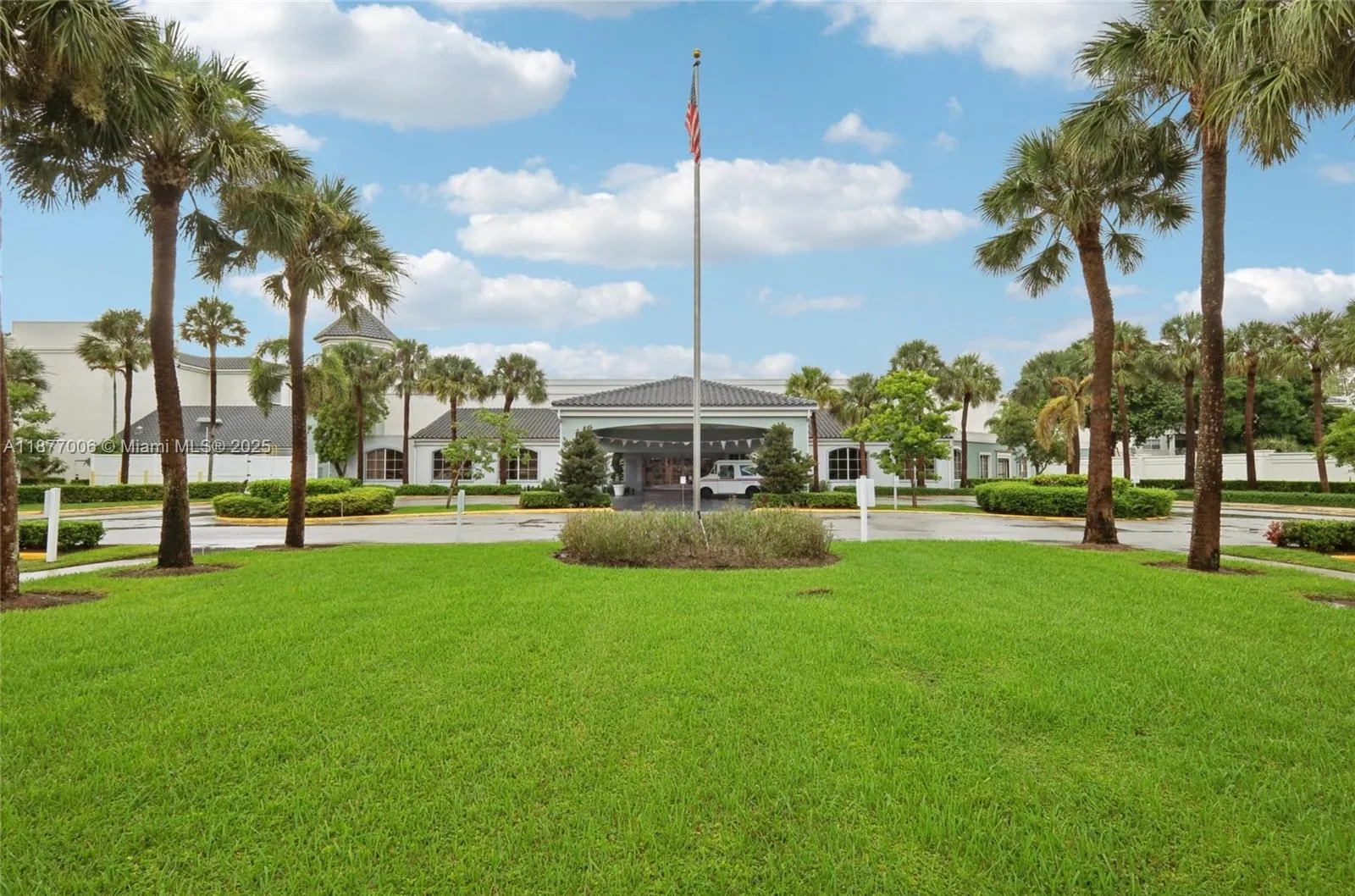 2855 W Commercial Blvd, #249