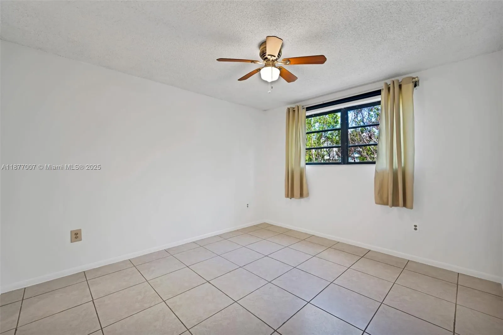 1673 Bay Rd, #403