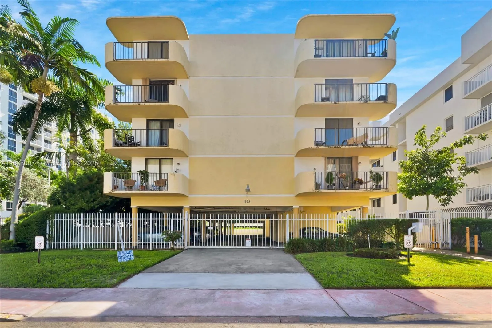 1673 Bay Rd, #403