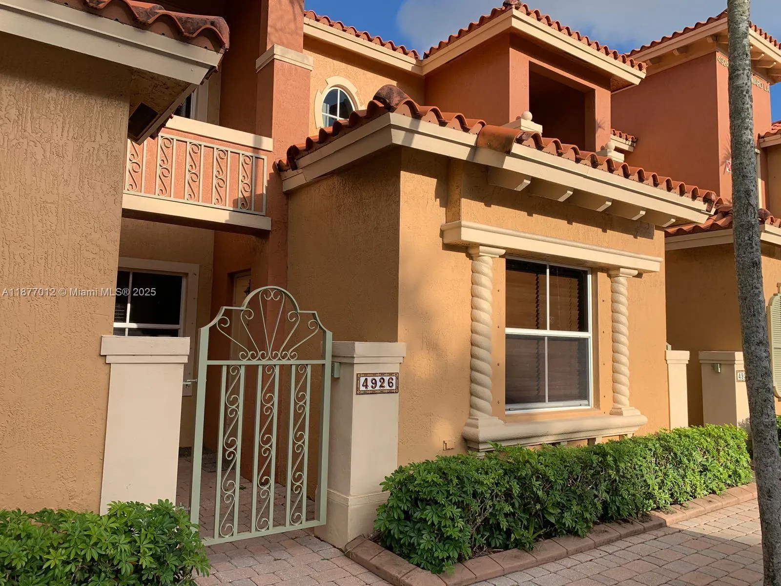 4926 Leeward Ln, #3602