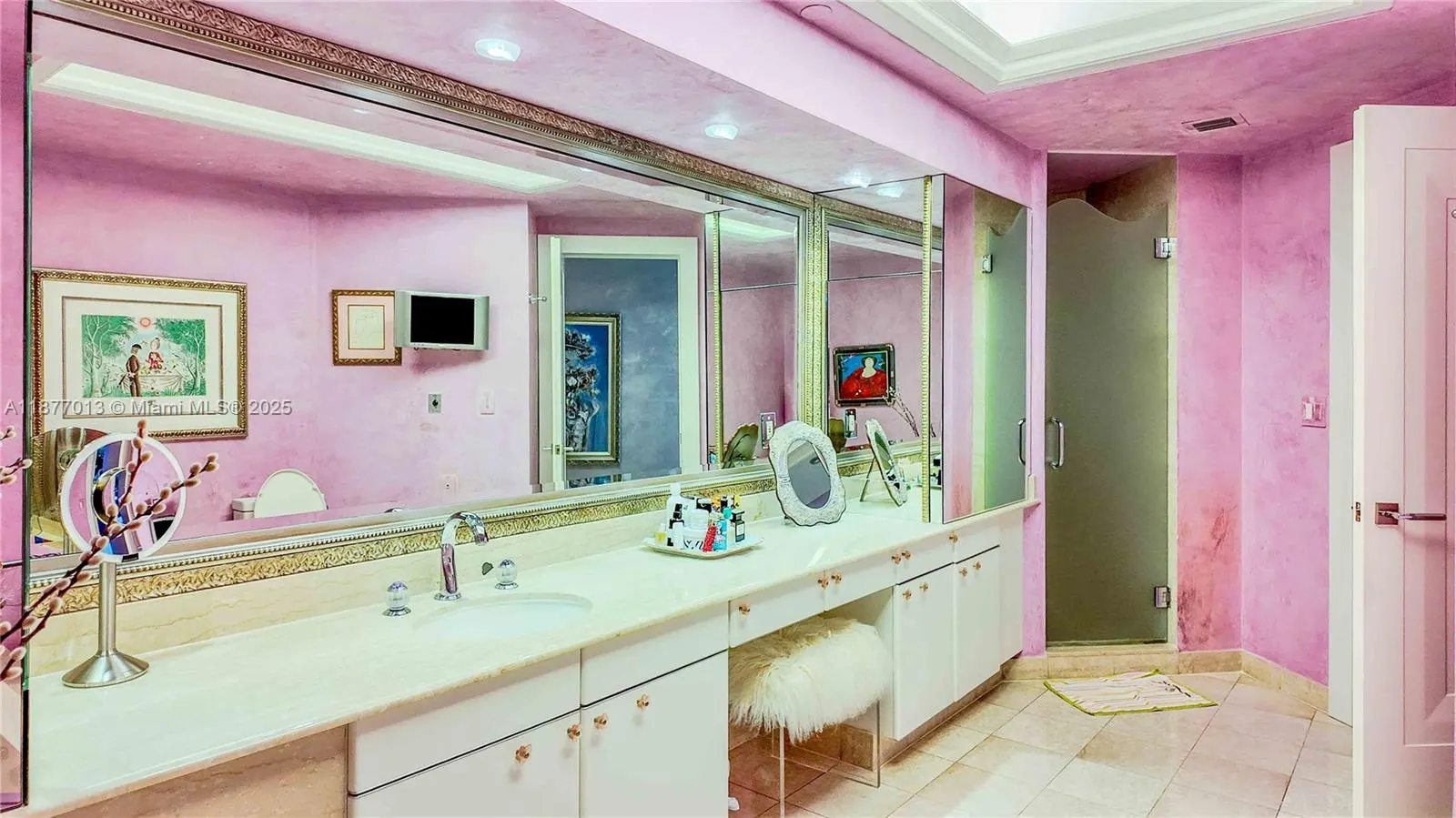 9999 Collins Ave, #6A & Cabana