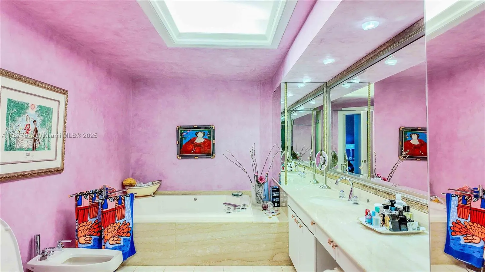 9999 Collins Ave, #6A & Cabana