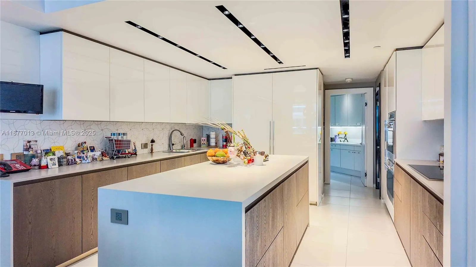 9999 Collins Ave, #6A & Cabana