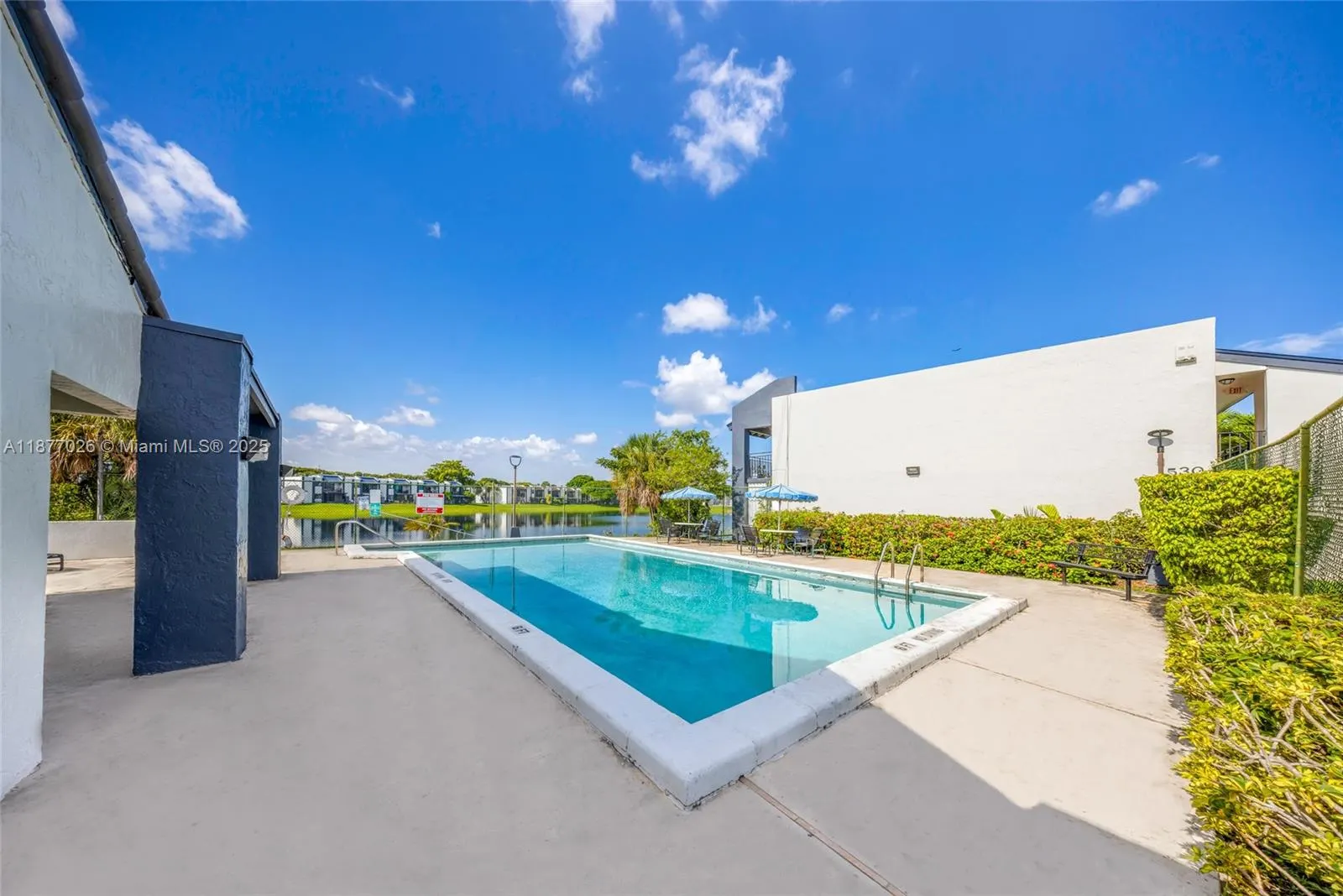 420 W Park Dr, #202