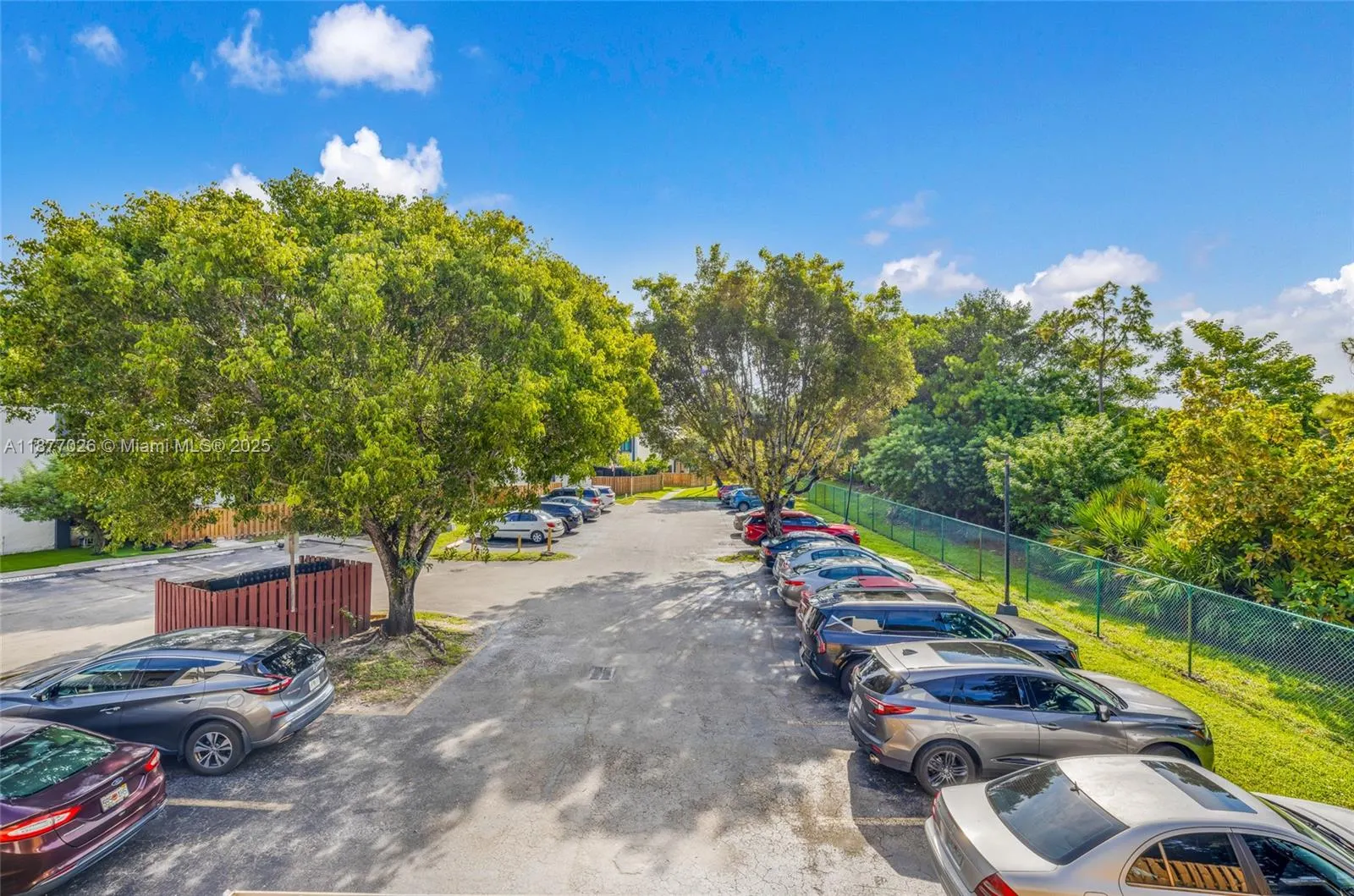 420 W Park Dr, #202