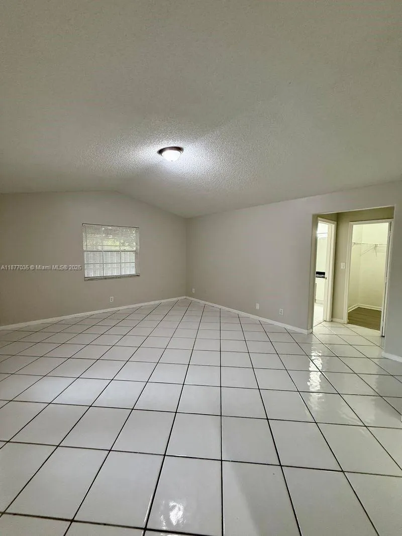 20133 NW 9th Ct