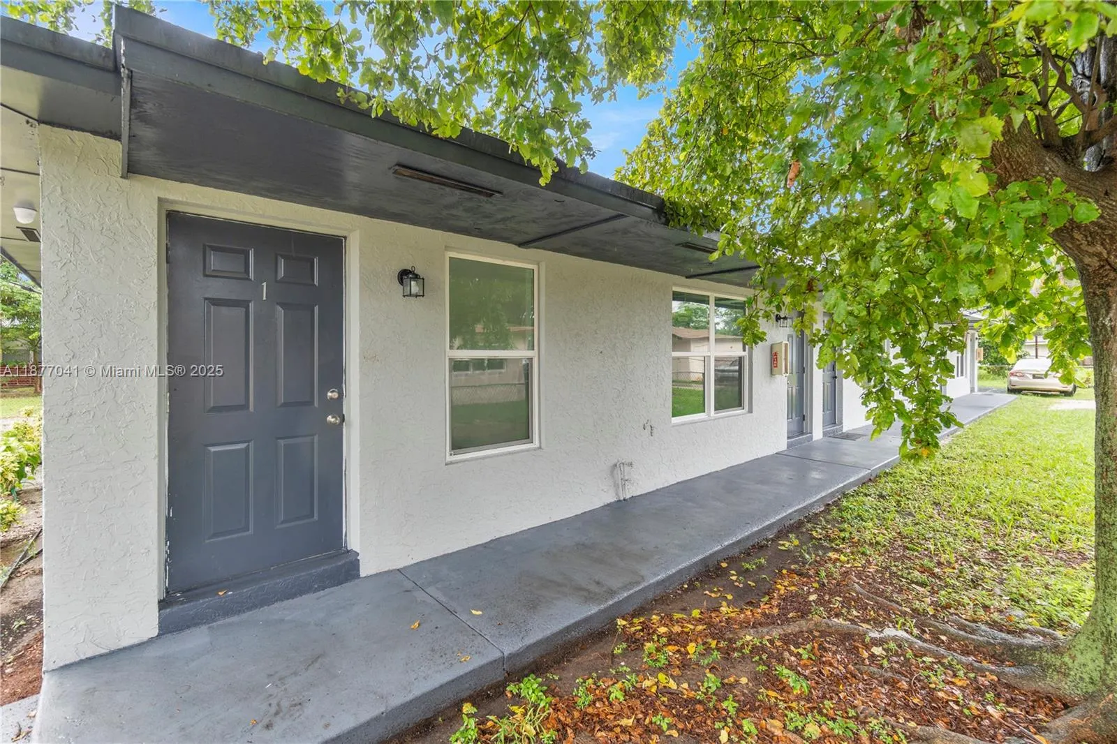 5807 SW 27th St, #1