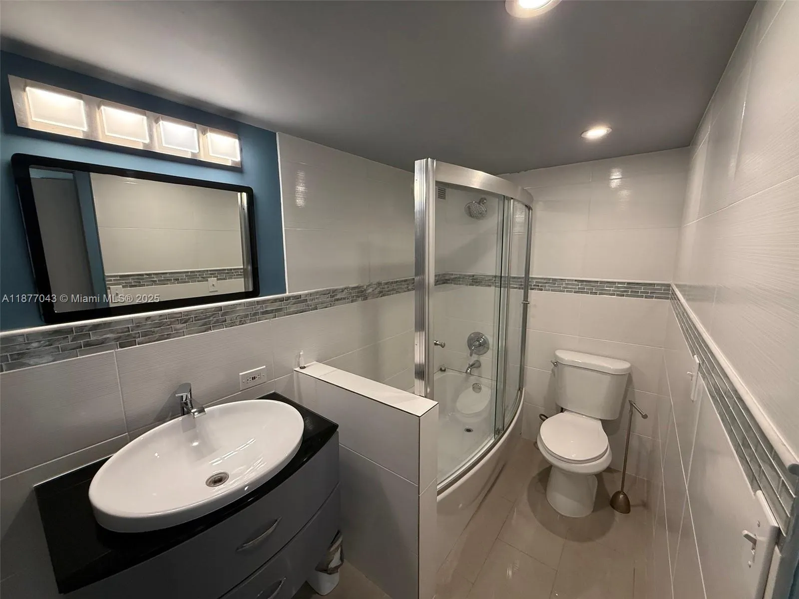 16909 N Bay Rd, #712