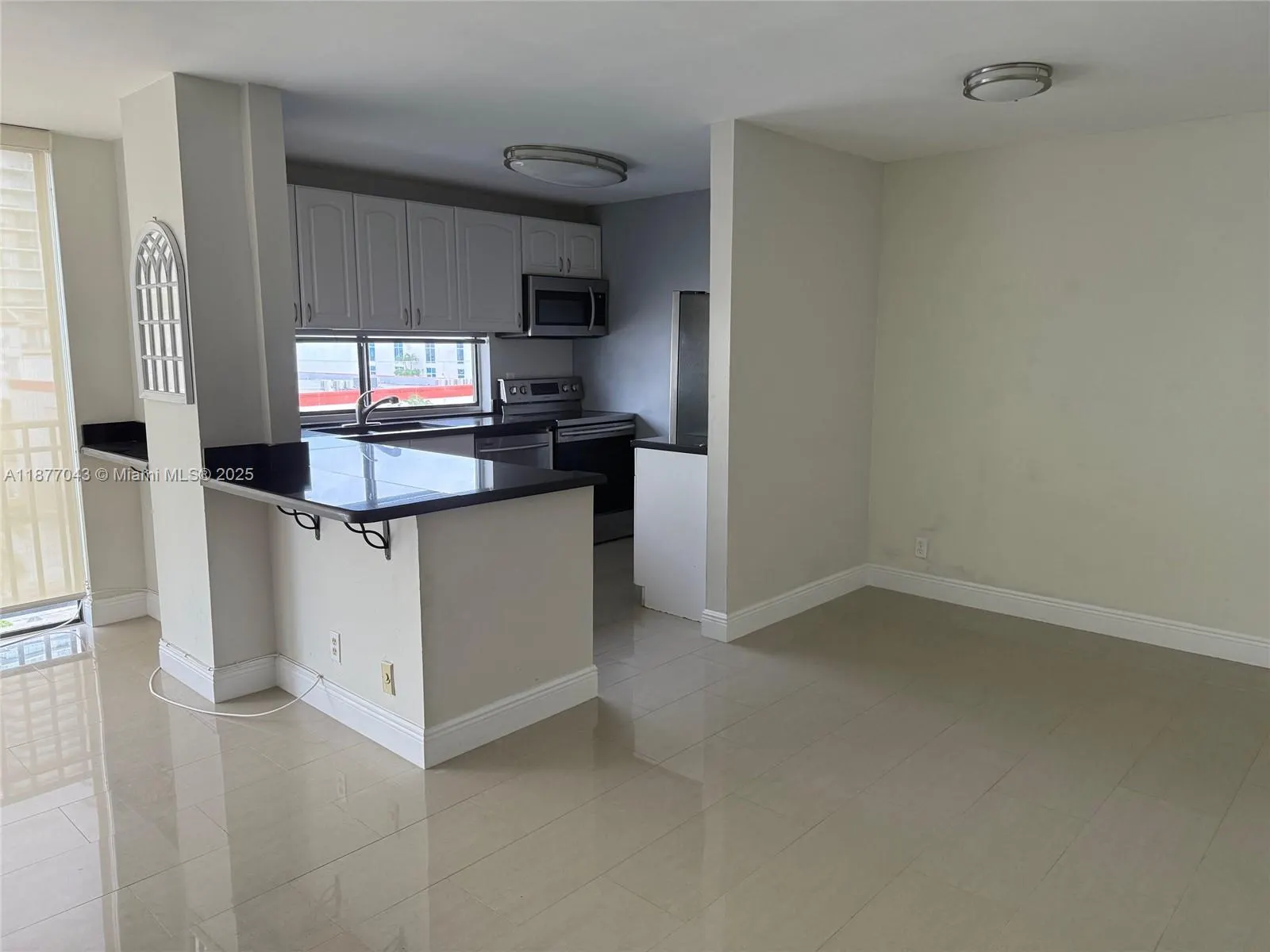 16909 N Bay Rd, #712