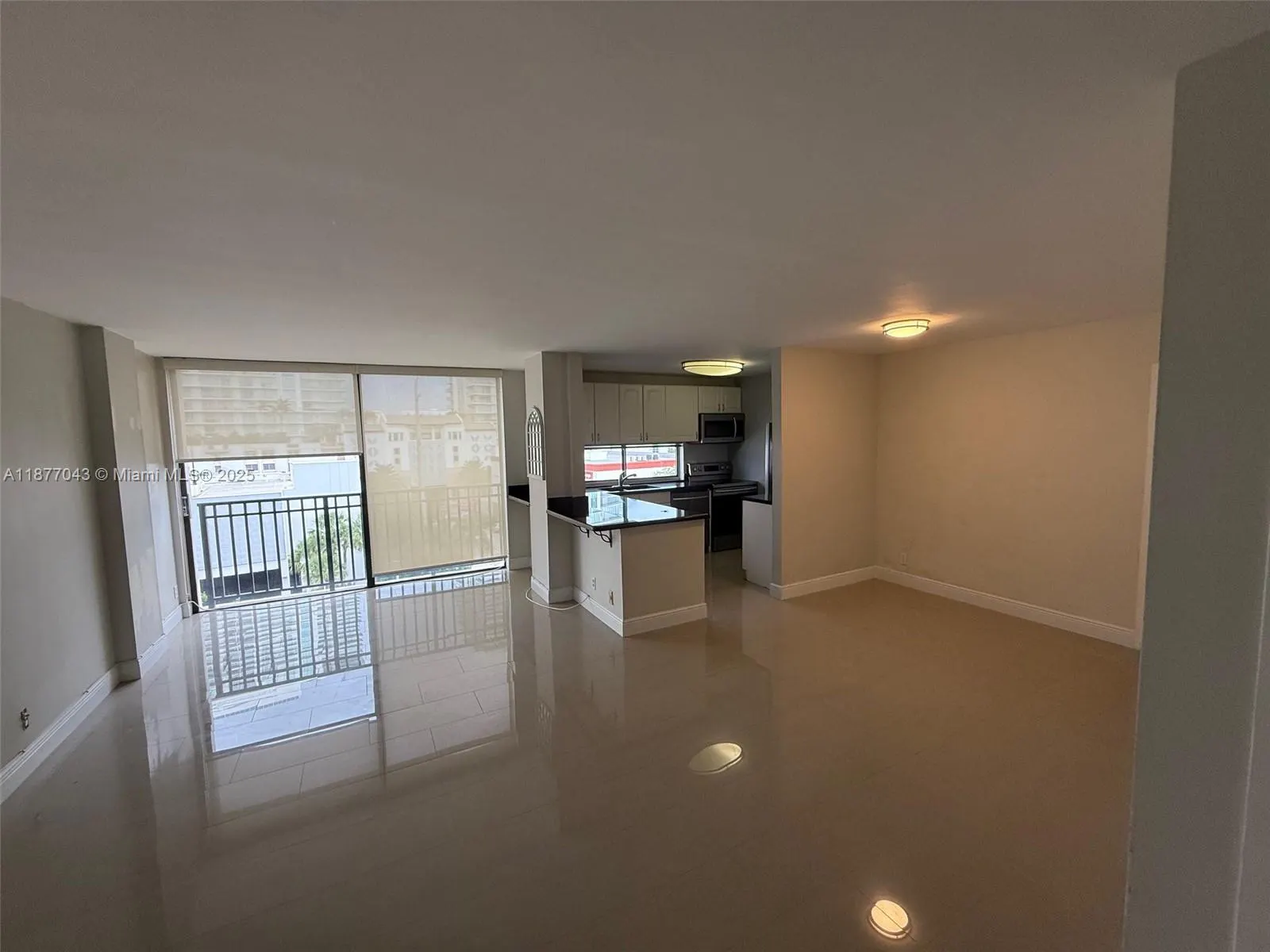 16909 N Bay Rd, #712