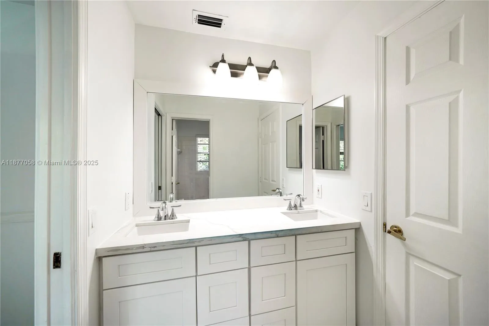 2527 Jardin Dr