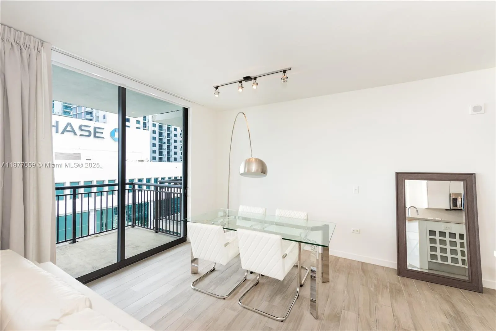 999 SW 1st Ave, #3114