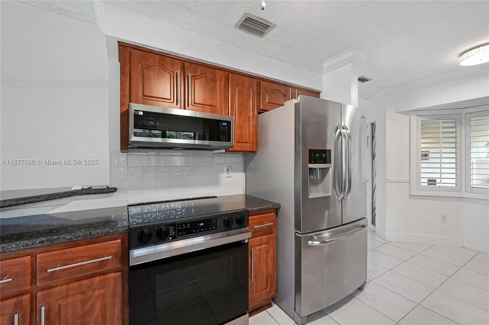344 NW 94th Ter