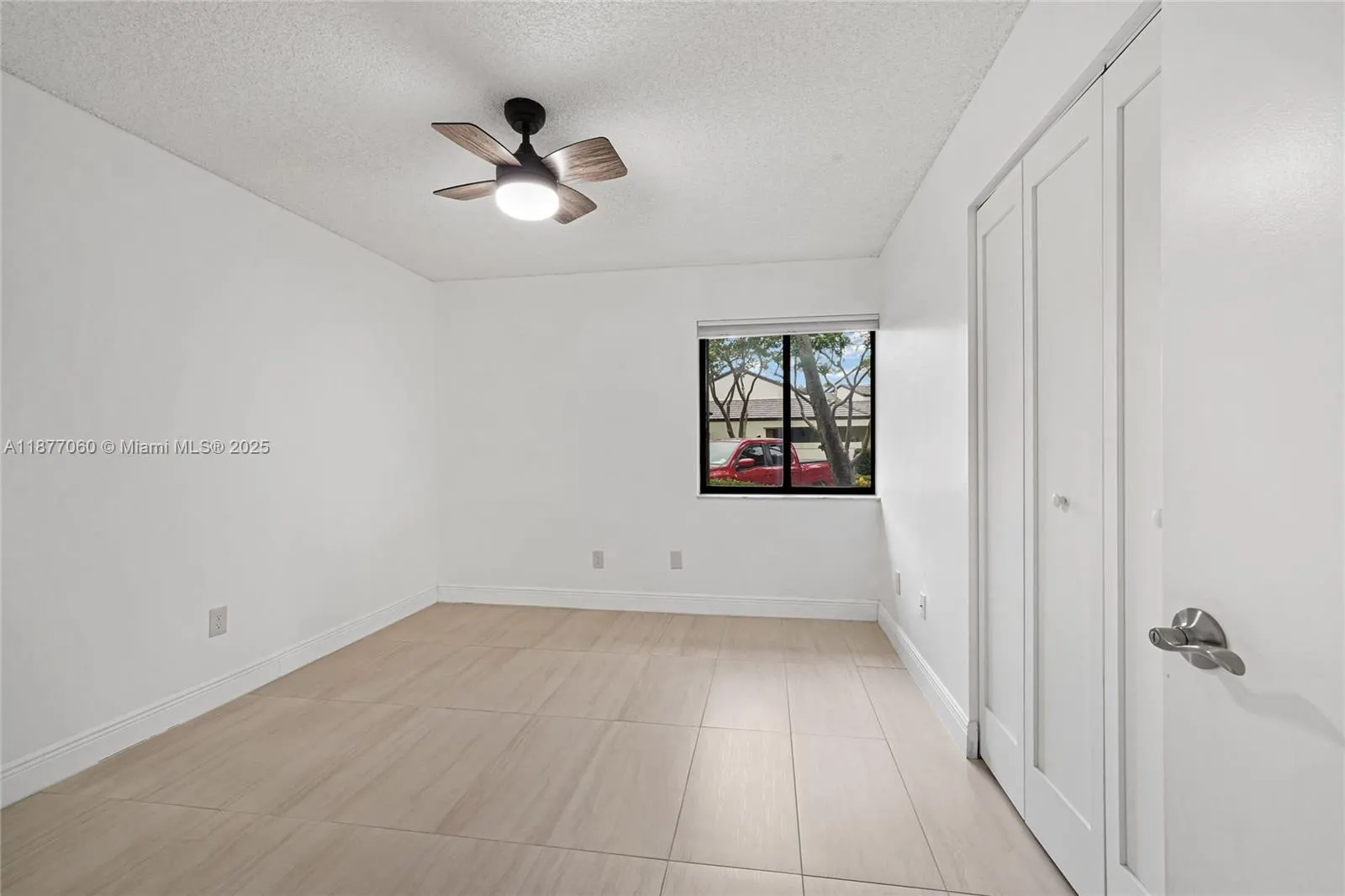 344 NW 94th Ter