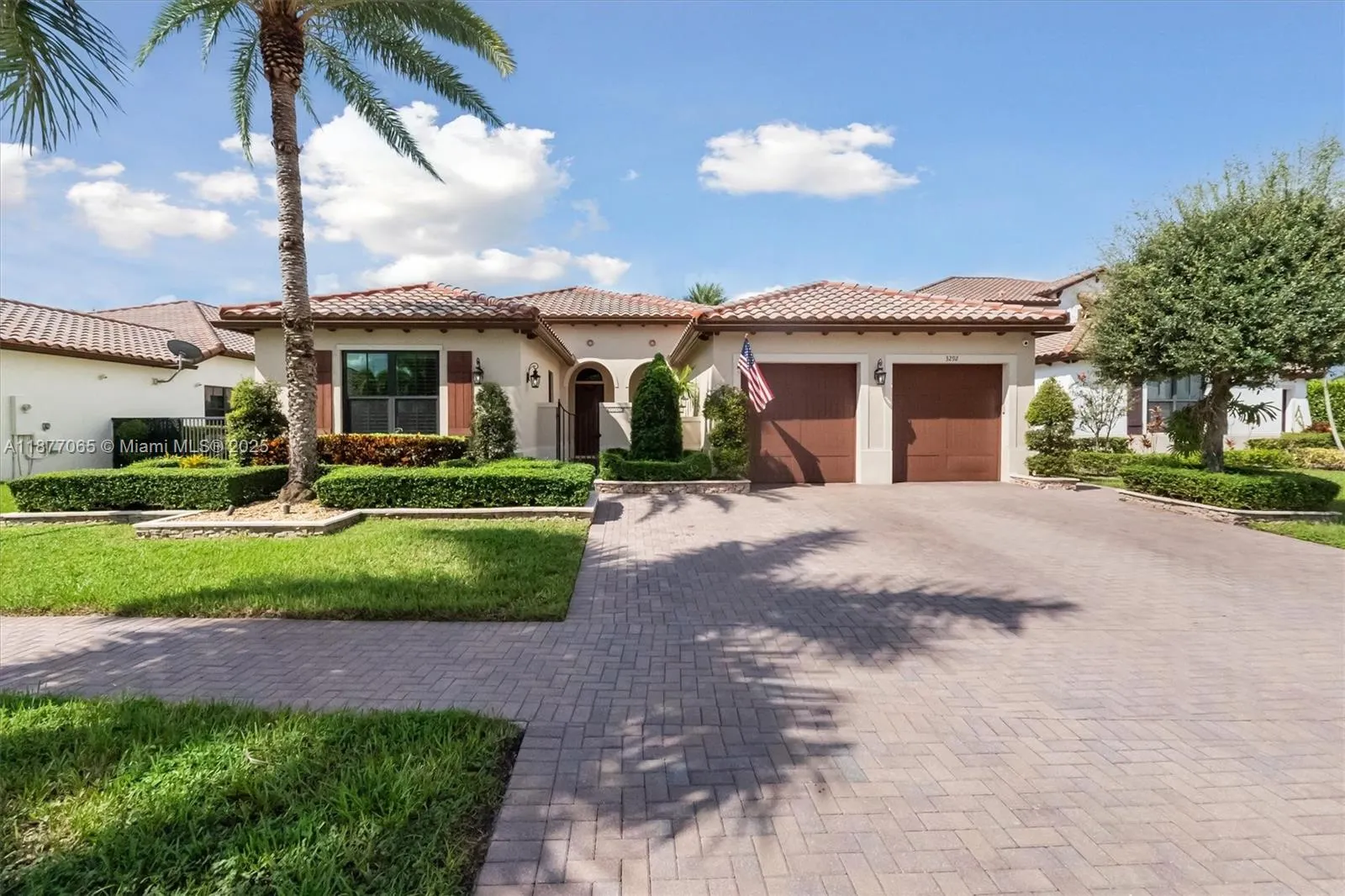 3292 NW 82nd Way