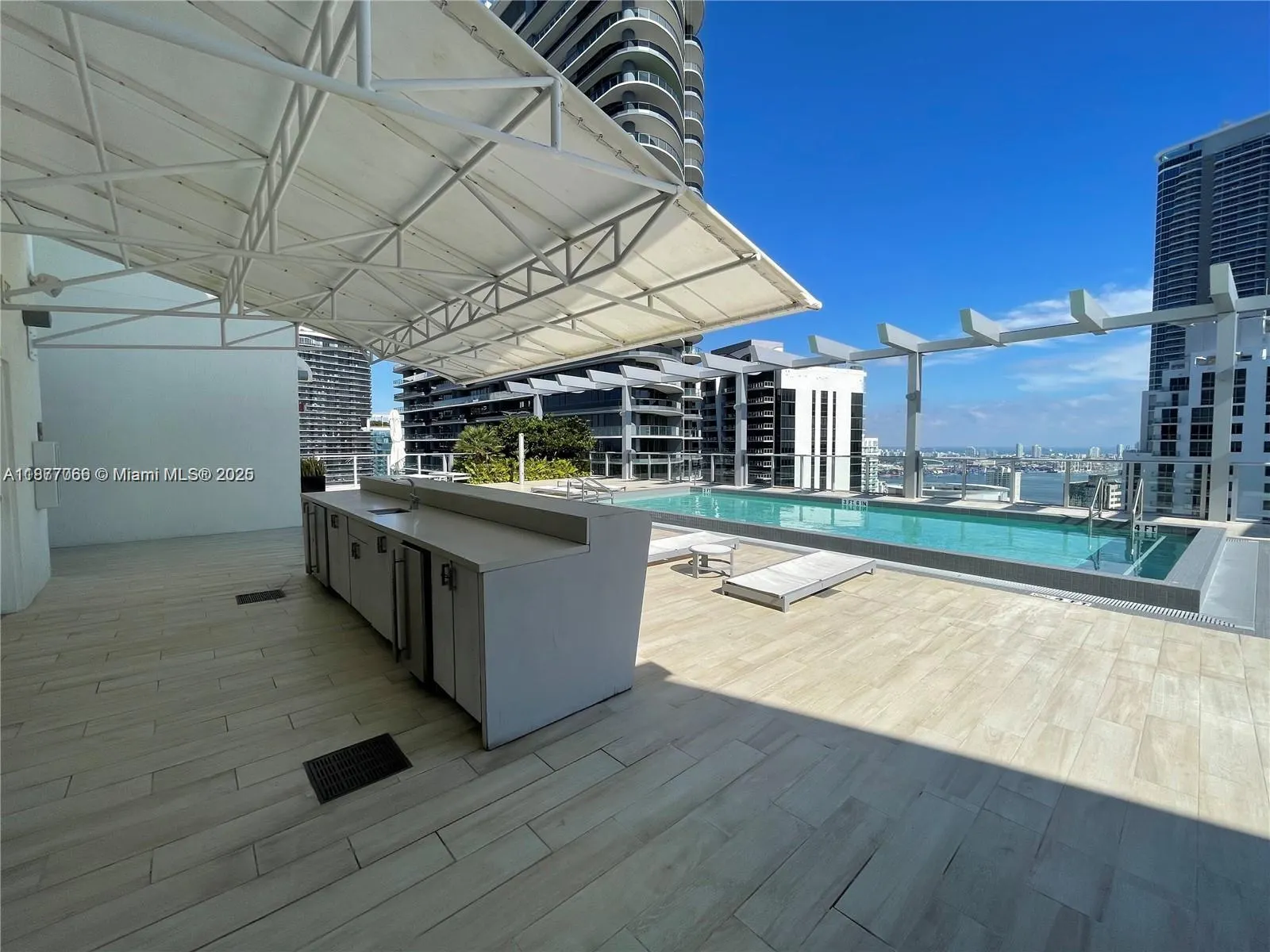 1100 S Miami Ave, #2811