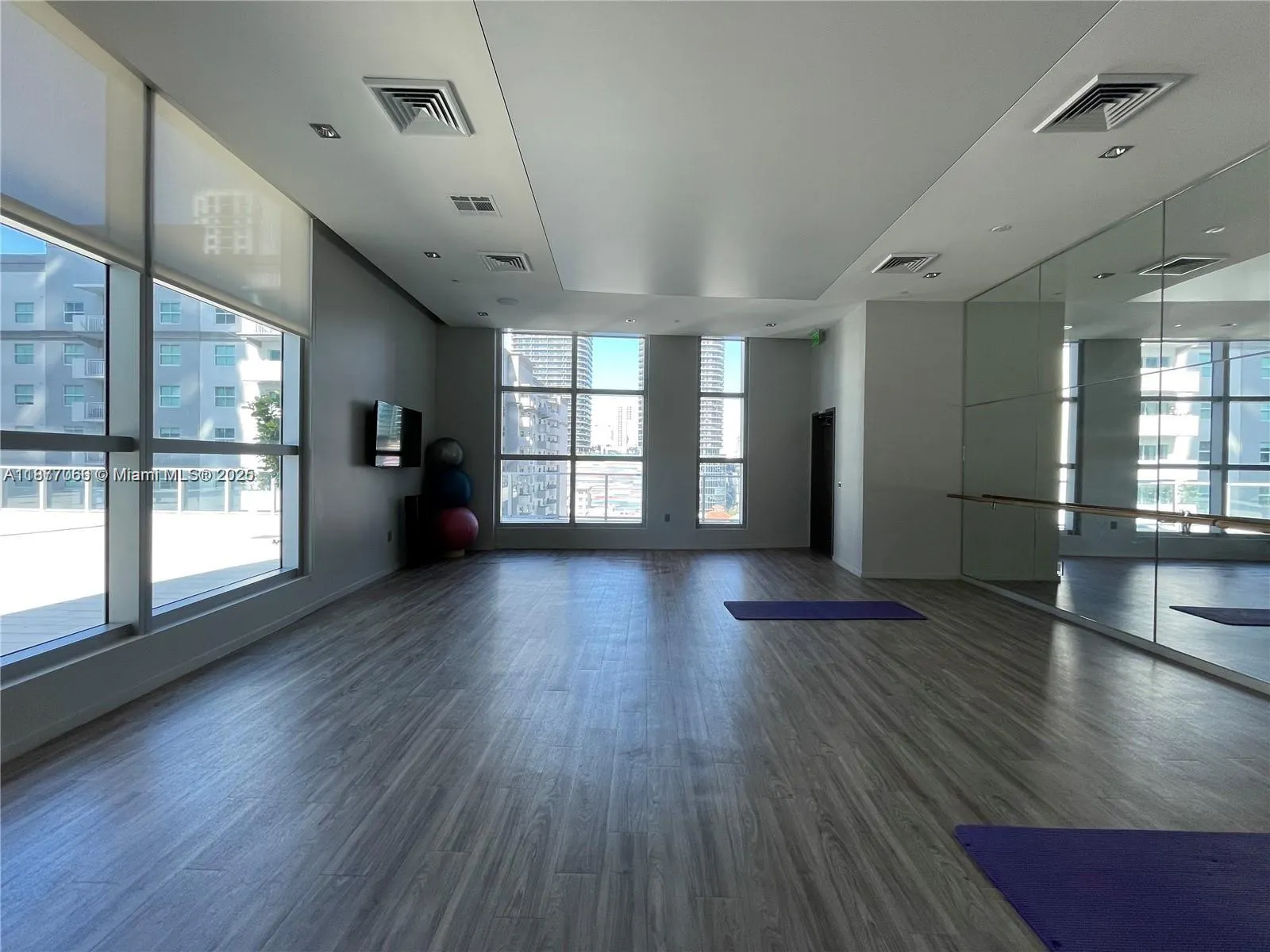 1100 S Miami Ave, #2811