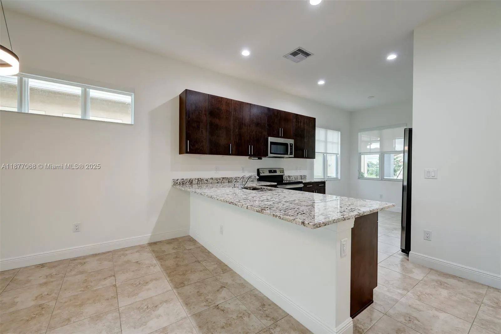 9189 SW Pepoli Way