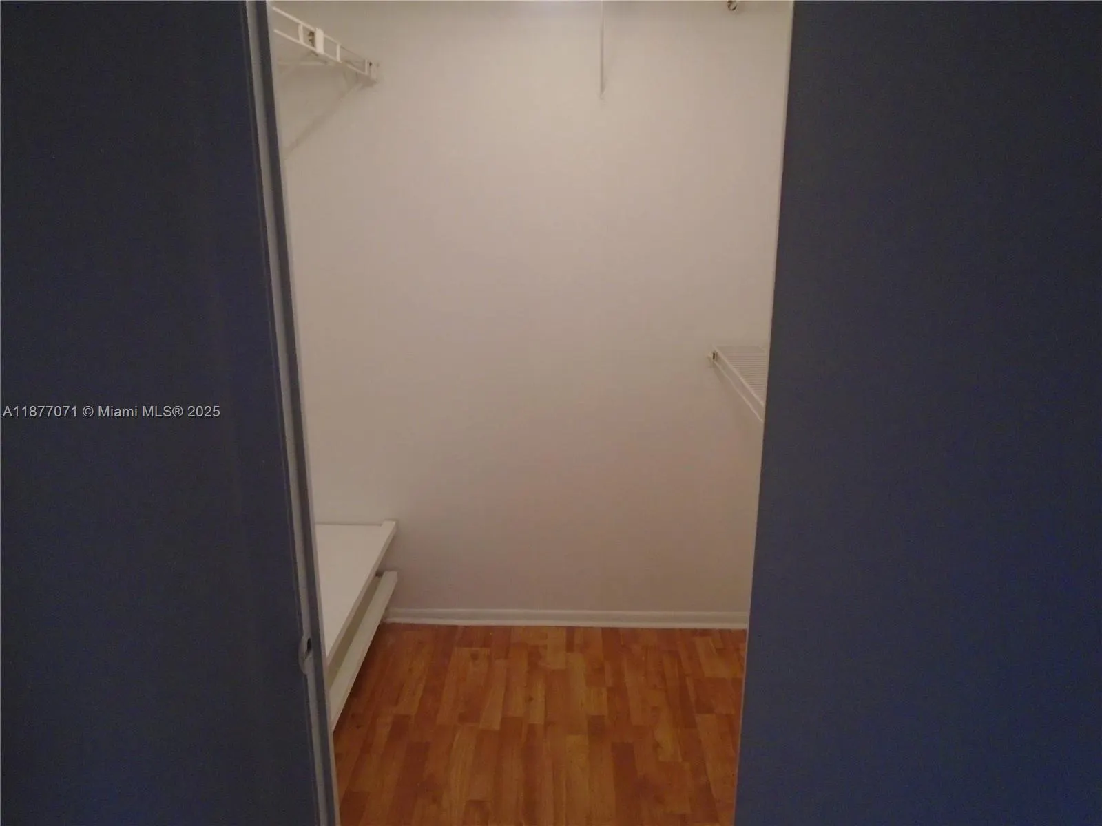 4174 Inverrary Dr, #303