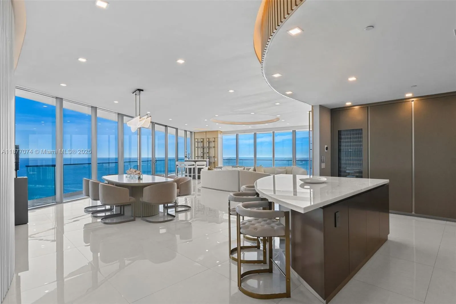 18975 Collins Ave, #3400
