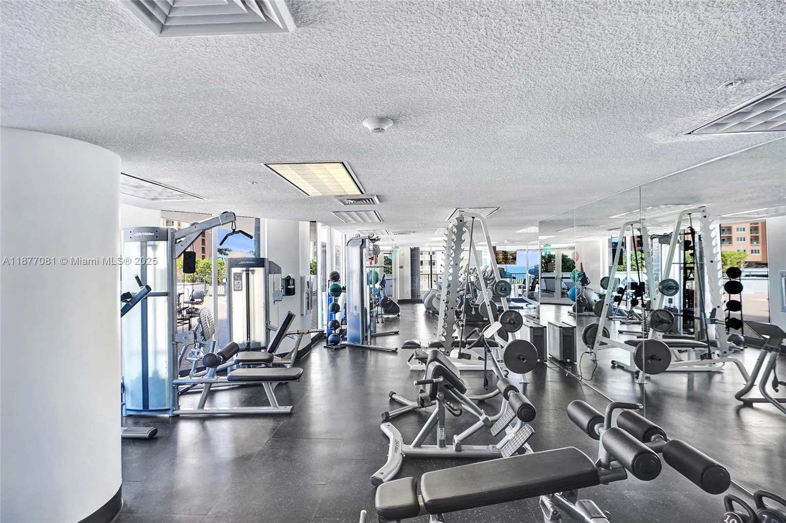 100 S Birch Rd, #906B