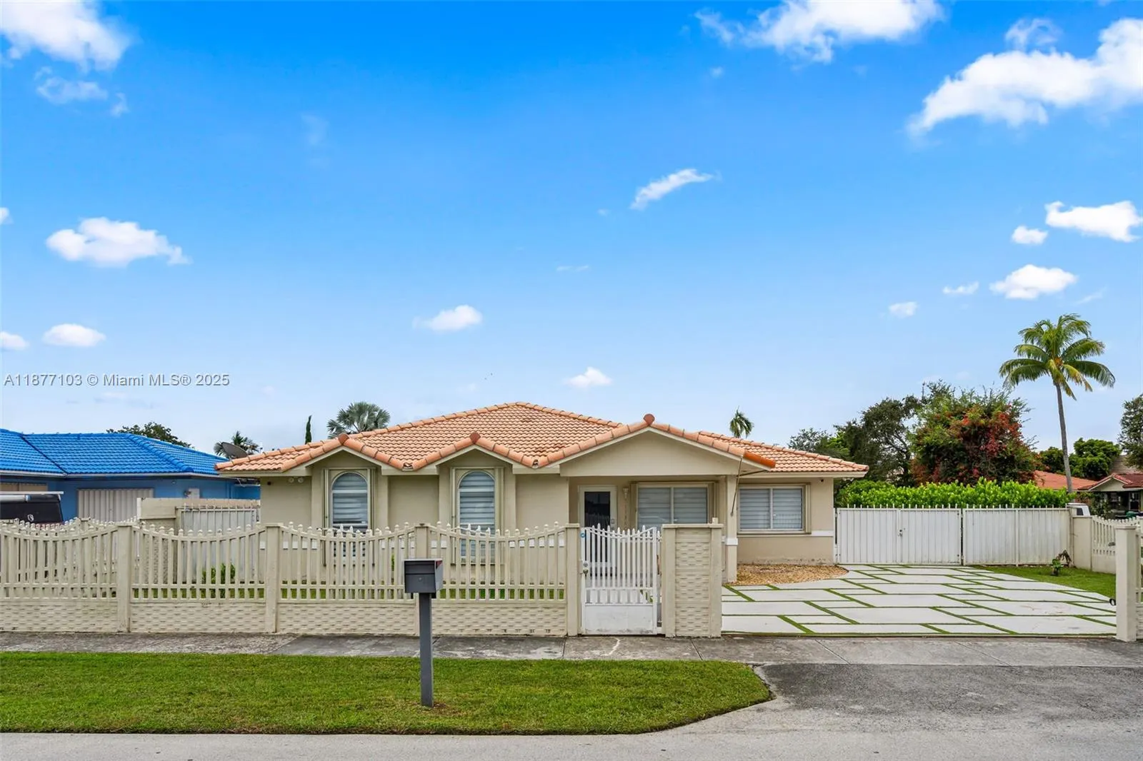 11380 SW 180th St, #.
