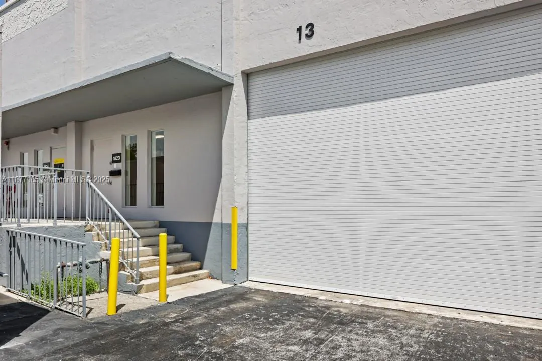1700 NW 82nd Ave, #1820