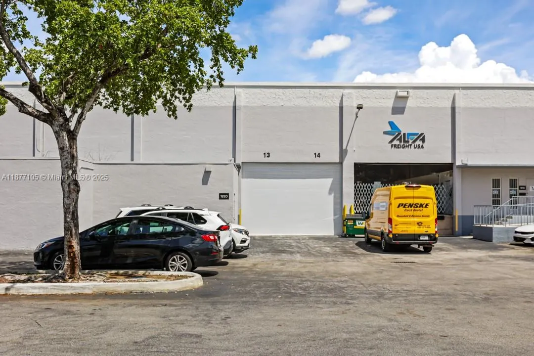 1700 NW 82nd Ave, #1820