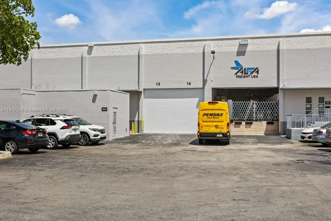 1700 NW 82nd Ave, #1820