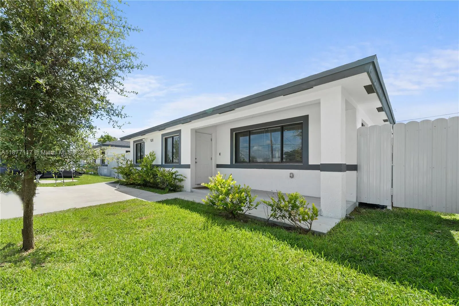 531 NW 15th St