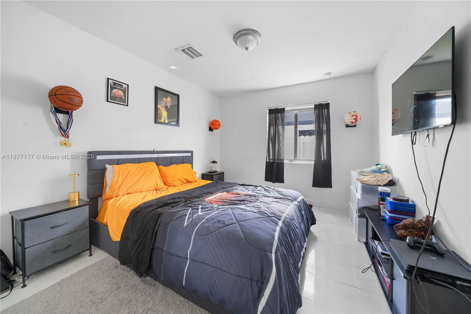 531 NW 15th St