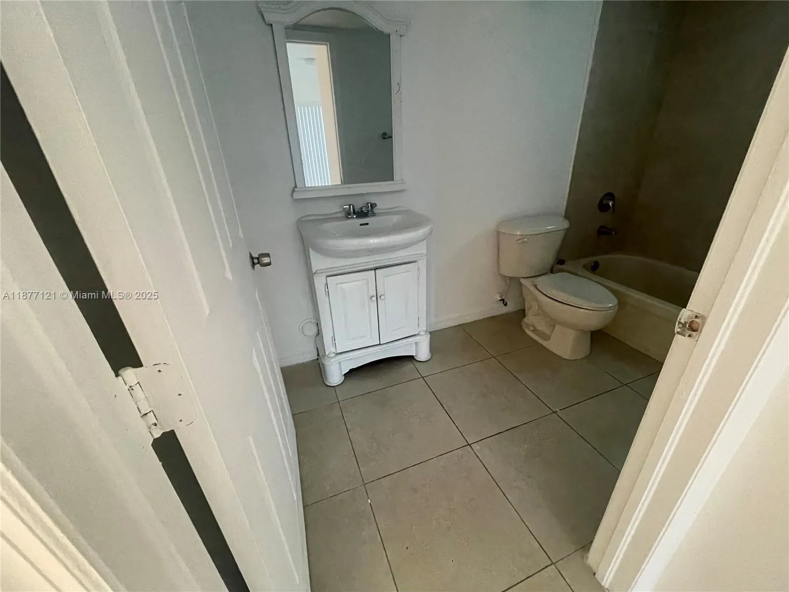 6315 SW 8th St, #501