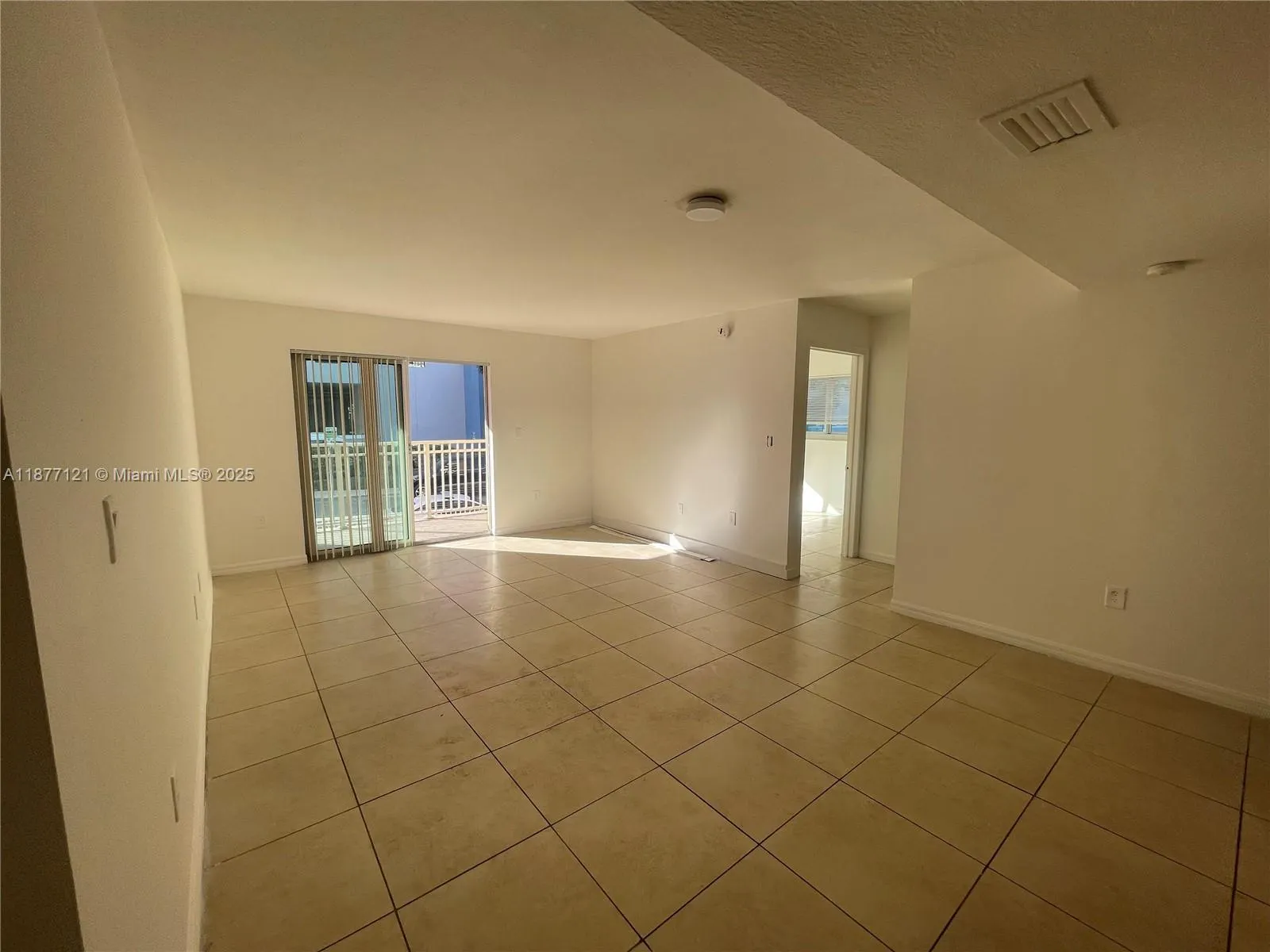 6315 SW 8th St, #501