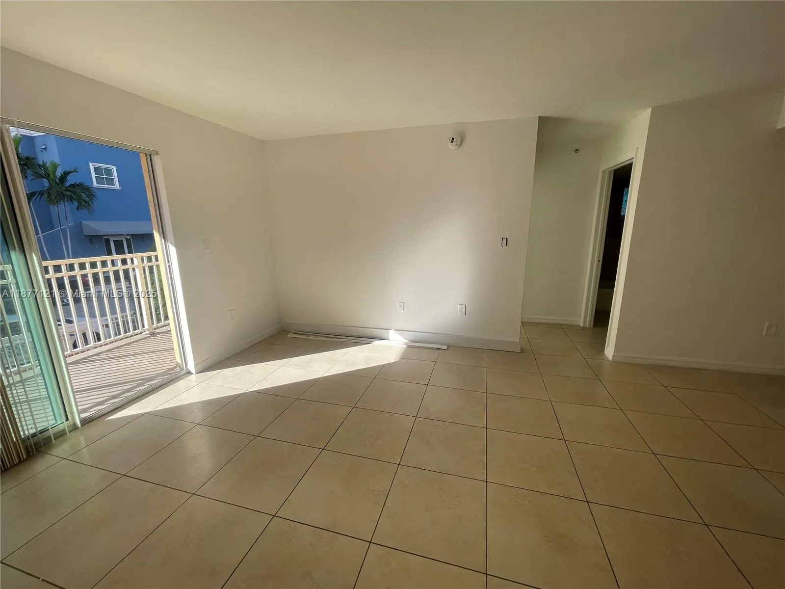 6315 SW 8th St, #501